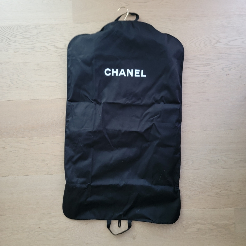 🖤CHANEL GARMENT BAG